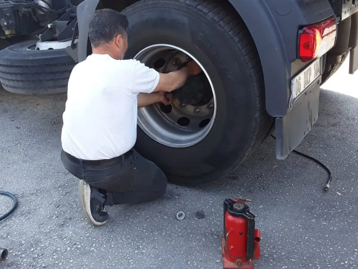 Çüngüş Oto Lastikçi
